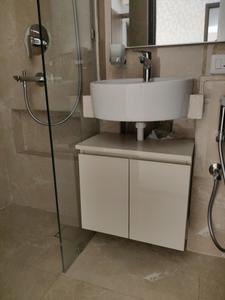 Bedroom Image of 585 Sq.ft 1 BHK Apartment / Flat for sale in Hiranandani Regent Hill A B C D And E Wing, Powai Mumbai for Rs. 18500000