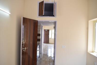 Bedroom Image of 800 Sq.ft 2 BHK Apartment / Flat for sale in Arunodaya apartment, Vikaspuri New Delhi for Rs. 10500000