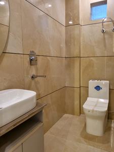 Common Bathroom Image of 900 Sq.ft 3 BHK Apartment / Flat for sale in Hans Builders Floor, Hastsal New Delhi for Rs. 6000000