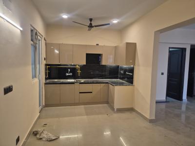 Kitchen Image of 1400 Sq.ft 3 BHK Apartment / Flat for rent in Sethi Max Royal, Sector 76 Noida for Rs. 33500