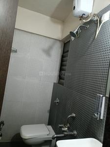 Image of 1026 Sq.ft 2 BHK Apartment / Flat for rent in Majestique Fifth Avenue, Hadapsar, Pune for Rs. 21000