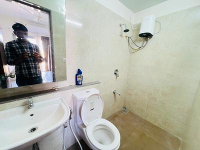 Image of 1250 Sq.ft 2 BHK Apartment / Flat for rent in Adani Aster Phase 1, Vaishno Devi Circle, Ahmedabad for Rs. 25500