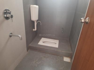 Bathroom Image of 970 Sq.ft 2 BHK Apartment / Flat for sale in Shiv Zen World , Hadapsar Pune for Rs. 8200000