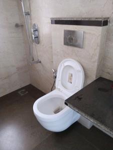 Common Bathroom Image of 1650 Sq.ft 3 BHK Apartment / Flat for sale in Hubtown Sunstone, Bandra East Mumbai for Rs. 52500000
