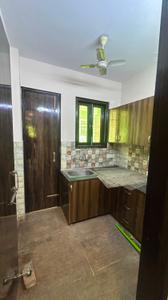 Kitchen Image of 900 Sq.ft 2 BHK Builder Floor for rent in Lajpat Nagar New Delhi for Rs. 40000