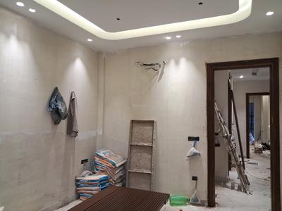 Bedroom Image of 1800 Sq.ft 3 BHK Builder Floor for sale in Paschim Vihar New Delhi for Rs. 40000000