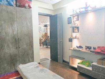 Bedroom Image of 1850 Sq.ft 4 BHK Builder Floor for sale in Raj Nagar Extension Ghaziabad for Rs. 16000000