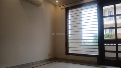 Living Room Image of 3200 Sq.ft 3 BHK Builder Floor for rent in Sector 52 Gurgaon for Rs. 59000