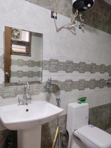 Bedroom One Image of 1500 Sq.ft 2 BHK Builder Floor for rent in Sector 46 Gurgaon for Rs. 52000