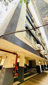 Image of 940 Sq.ft 2 BHK Apartment / Flat for rent in Palasia, Indore for Rs. 30000