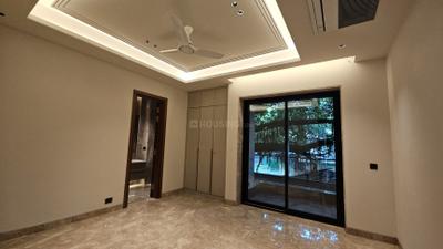 Bedroom Image of 4500 Sq.ft 4 BHK Builder Floor for sale in Green Park Extension New Delhi for Rs. 200000000