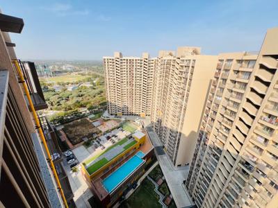 Image of 1250 Sq.ft 2 BHK Apartment / Flat for rent in Adani Aster Phase 1, Vaishno Devi Circle, Ahmedabad for Rs. 25500