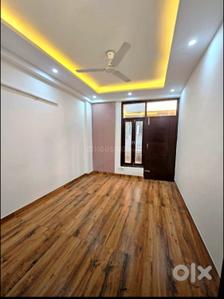 Bedroom Image of 900 Sq.ft 2 BHK Apartment / Flat for rent in Saraswati Apartment, Mahavir Enclave New Delhi for Rs. 30000