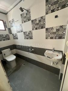 Bathroom Image of 1400 Sq.ft 4 BHK Independent House for sale in Avadi Chennai for Rs. 10500000