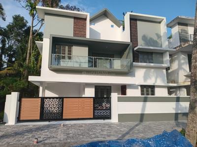 Image of 2300 Sq.ft 4 BHK Independent House for sale in Maradu, Kochi for Rs. 12000000