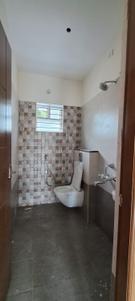 Bathroom Image of 600 Sq.ft 1 BHK Apartment / Flat for rent in Upkar Meadows, Bommasandra Bengaluru for Rs. 14000