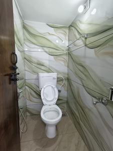 Bathroom Image of 2600 Sq.ft 5 BHK Independent House for sale in Vattiyoorkavu Thiruvananthapuram for Rs. 12000000