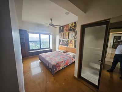 Bedroom Image of 2560 Sq.ft 4 BHK Apartment / Flat for sale in Raheja Acropolis, Chembur Mumbai for Rs. 95000000