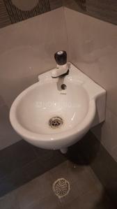 Bathroom Image of 1200 Sq.ft 2 BHK Independent House for rent in Ayothiapattinam Salem for Rs. 11000