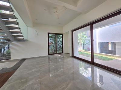 Balcony Image of 3036 Sq.ft 4 BHK Villa for sale in Pharande Vaarivana, Urse Pune for Rs. 25000000