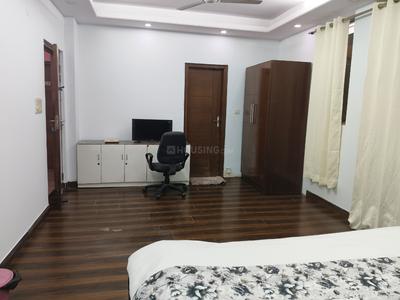 Bedroom Image of Comfort PG for Boys in Sector 26, Noida