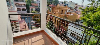 Balcony Image of 1600 Sq.ft 3 BHK Apartment / Flat for rent in Maruthi Sevanagar Bengaluru for Rs. 39000