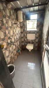Bathroom Image of 700 Sq.ft 1 BHK Apartment / Flat for rent in Dattavadi Pune for Rs. 18000