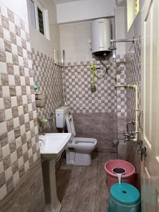 Bathroom Image of 2000 Sq.ft 3.5 BHK Studio for rent in Begumpet Hyderabad for Rs. 40000