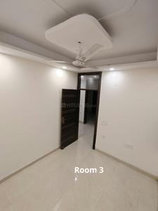Bedroom Image of 1100 Sq.ft 3 BHK Builder Floor for rent in Nai Basti Dundahera Ghaziabad for Rs. 15000
