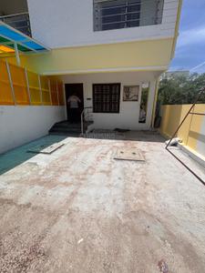 Image of 2500 Sq.ft 2.5 BHK Independent House for rent in Surappattu, Chennai for Rs. 35000