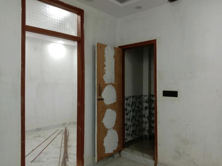 Govindpuri Main Image 1