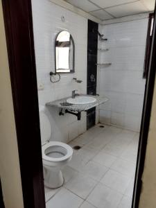 Bathroom Image of 1685 Sq.ft 3 BHK Apartment / Flat for sale in Exotica Eastern Court, Crossings Republik Ghaziabad for Rs. 10500000