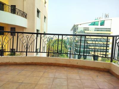 Balcony Image of 1100 Sq.ft 2 BHK Apartment / Flat for sale in Magarpatta Jasminium, Magarpatta City Pune for Rs. 16400000