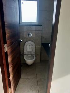 Bathroom Image of 1400 Sq.ft 3 BHK Apartment / Flat for rent in Vardhman Kings Court, Karni Vihar Jaipur for Rs. 27000