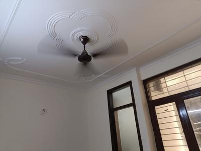 Bedroom Image of 650 Sq.ft 2 BHK Builder Floor for rent in Govindpuri New Delhi for Rs. 15000