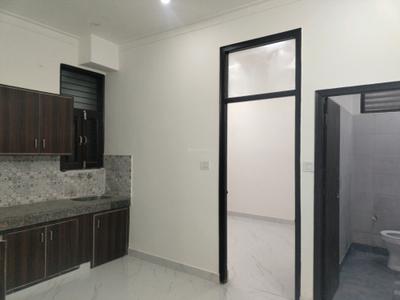 Living Room Image of 800 Sq.ft 2 BHK Apartment / Flat for sale in CI Golf City, Kambakshpur Noida for Rs. 3052000