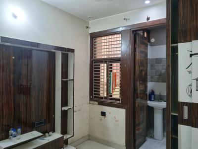 Bedroom Image of 452 Sq.ft 2 BHK Apartment / Flat for sale in RWA Om Vihar, Uttam Nagar New Delhi for Rs. 2600000