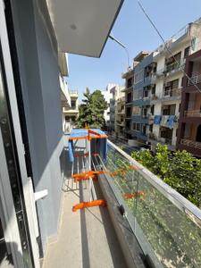 Balcony Image of 650 Sq.ft 1 RK Builder Floor for rent in Sector 27 Gurgaon for Rs. 28500