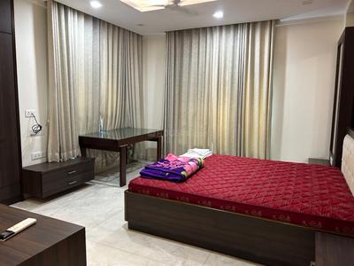 Bedroom Image of 2450 Sq.ft 3 BHK Apartment / Flat for rent in Alipore Kolkata for Rs. 150000