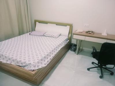 Bedroom Image of 1500 Sq.ft 4 BHK Apartment / Flat for rent in Mulund West Mumbai for Rs. 110000
