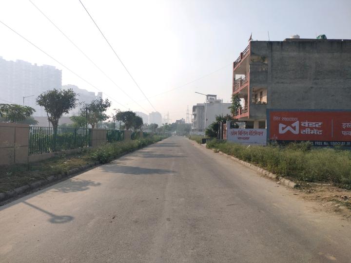 Sector 75 Main Image 1