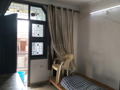 Bedroom Image of 495 Sq.ft 2 BHK Builder Floor for sale in Patparganj New Delhi for Rs. 4500000