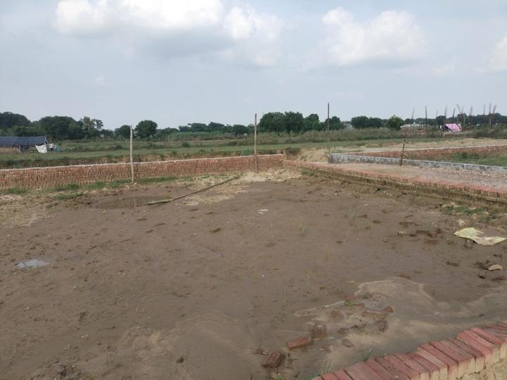 Noida Extension Main Image 1