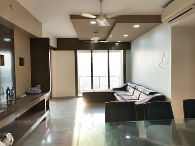 Living Room Image of 2250 Sq.ft 4 BHK Apartment / Flat for sale in Lodha Enchante, Sion Mumbai for Rs. 63500000
