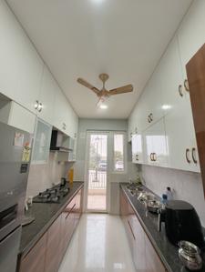 Kitchen Image of 1450 Sq.ft 2 BHK Apartment / Flat for rent in Ambika LA Parisian , Sector 66 Mohali for Rs. 47000