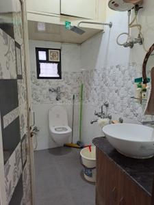 Bathroom Image of 922 Sq.ft 2 BHK Apartment / Flat for sale in Naktala Kolkata for Rs. 5700000