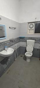 Bathroom Image of 1200 Sq.ft 2 BHK Apartment / Flat for rent in Rayudupalem Kakinada for Rs. 12000