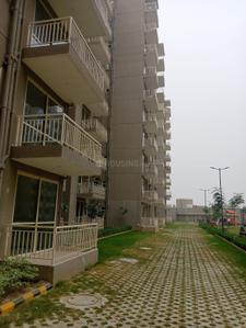 Image of 750 Sq.ft 3 BHK Apartment / Flat for sale in Conscient Habitat Residences, Sector 78, Faridabad for Rs. 6400000