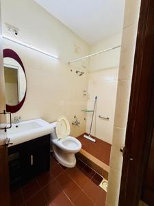 Bathroom Image of 2500 Sq.ft 4 BHK Apartment / Flat for sale in Satellite Ahmedabad for Rs. 21000000