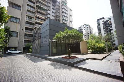 Image of 2610 Sq.ft 4 BHK Apartment / Flat for sale in Satellite, Ahmedabad for Rs. 26500000